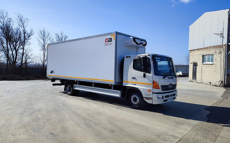 "Terra Frigo S-50Р 12/24V без кронштейна"
