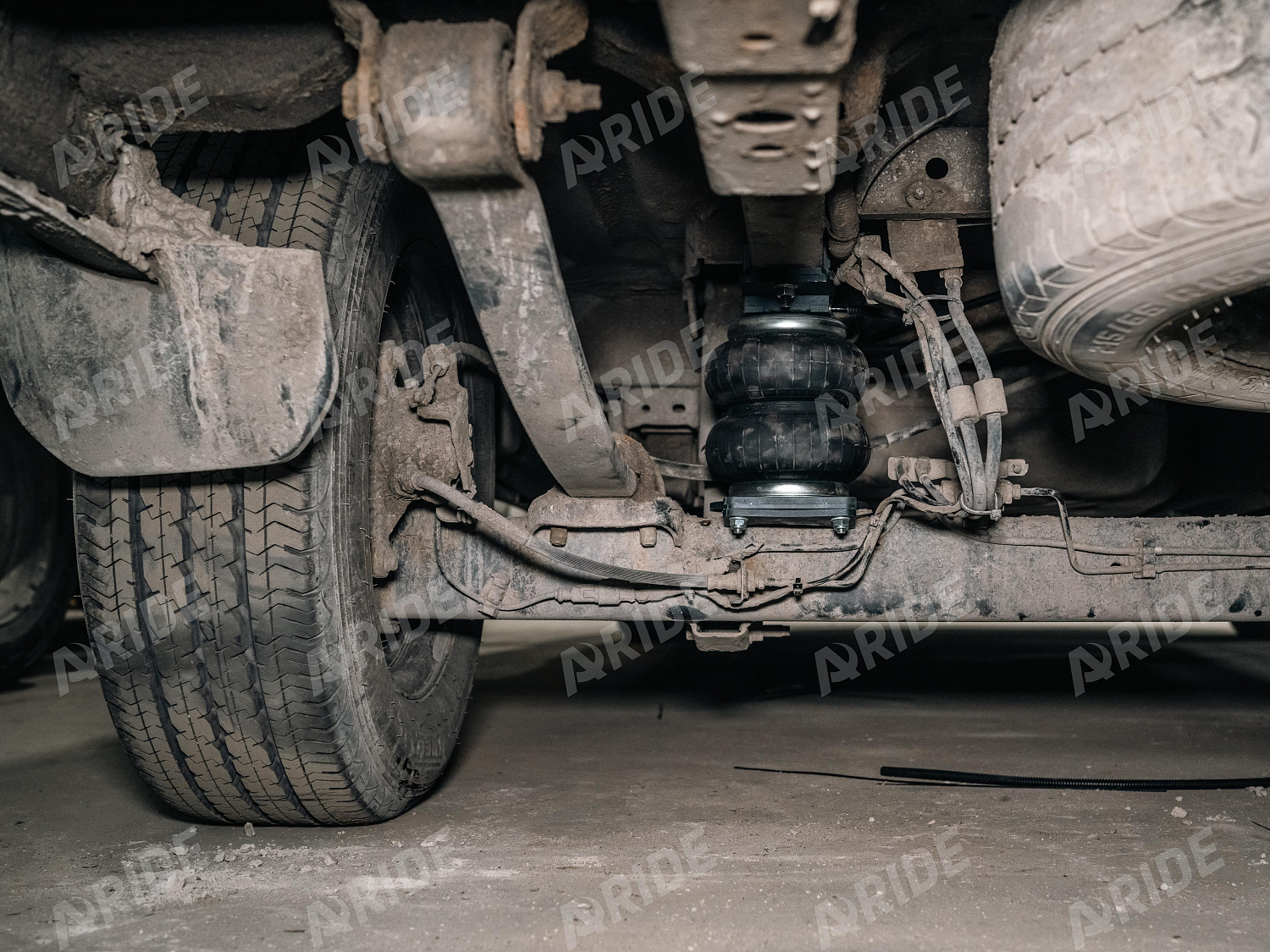 Пневмоподвеска Ford Transit (передний привод) (15-), задняя ось